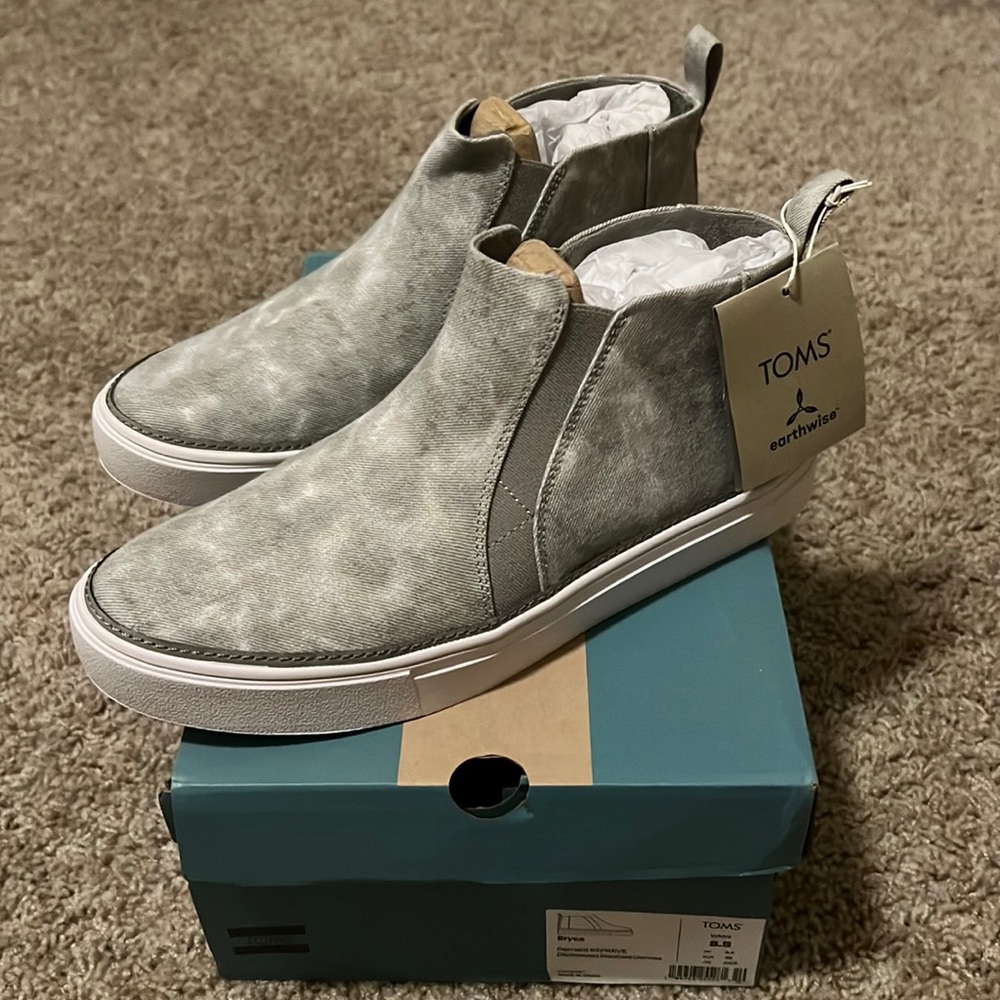 Toms Bryce Women’s 8.5 NWT